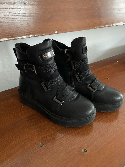 Женкская обувь 36 размер