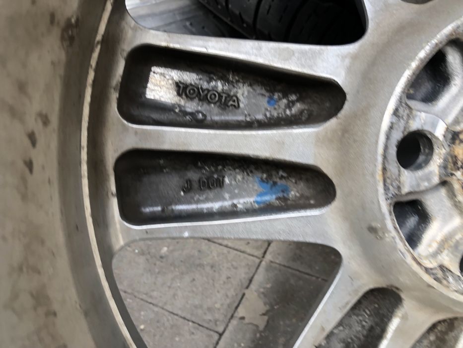 Диски на Рав 4 R18