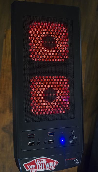 PC Gaming Complet Ready to Play – Ryzen 5 3600 | RTX 2060 6GB | 24GB RAM |Răcire pe apă AIO |Monitor Samsung 24" IPS + Tastatură HyperX
