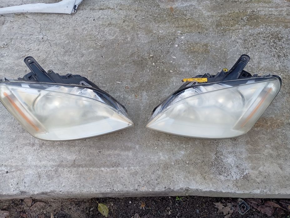 Фарове Ford C-Max 2006
