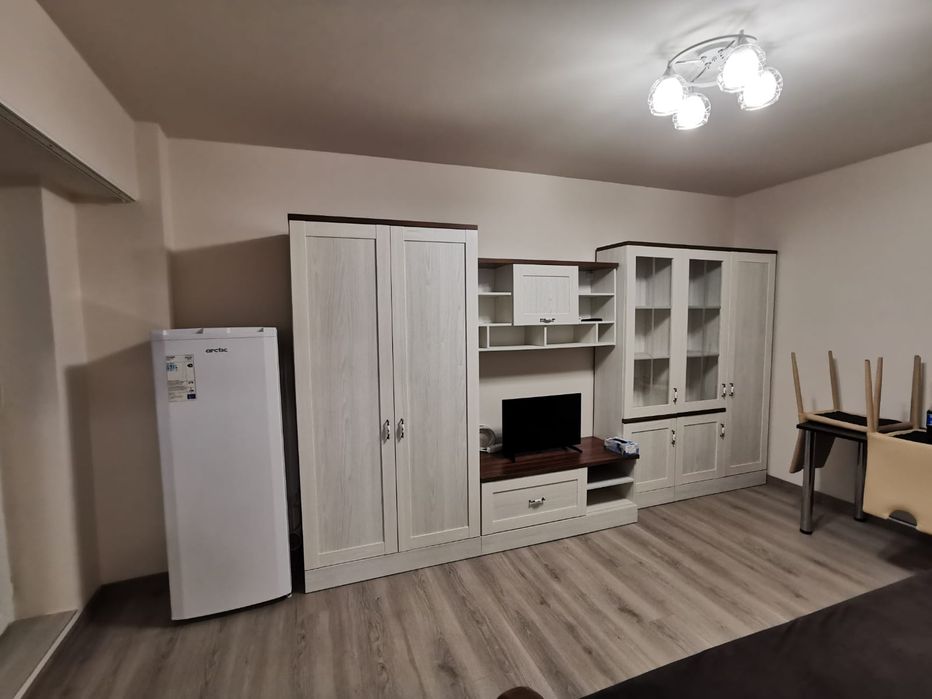 Dau spre inchiriere apartament cu 1 camera, decomandat