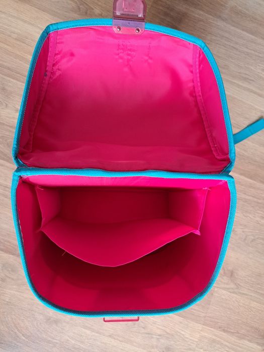 Раница за първи клас