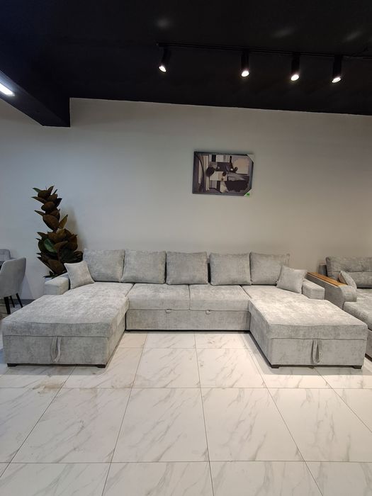 Большой П- образный диван