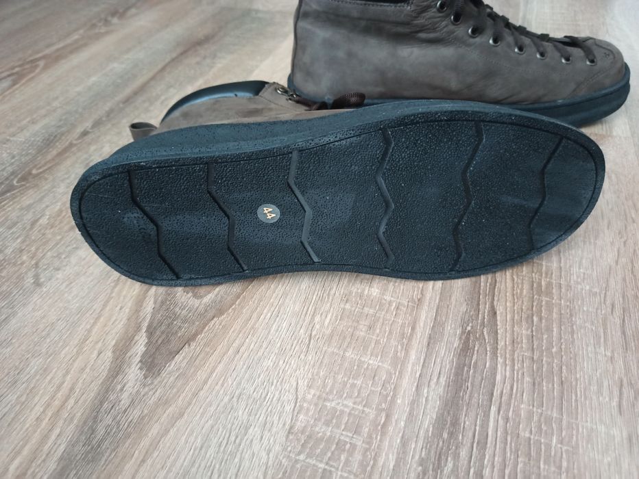 Мъжки боти набук