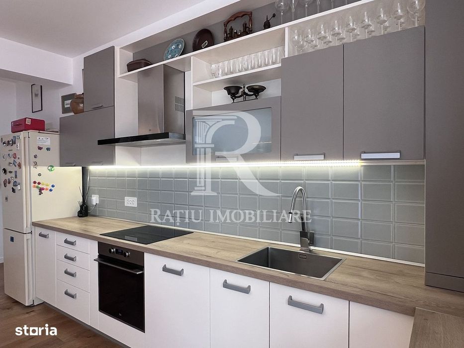 Penthouse cu Design Eclectic | Central | Panoramă Unică | Oradea