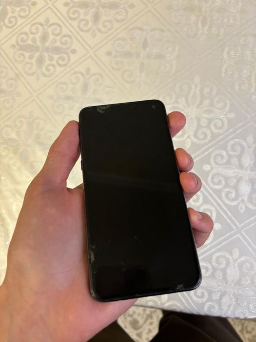 Samsung s10e сатылады