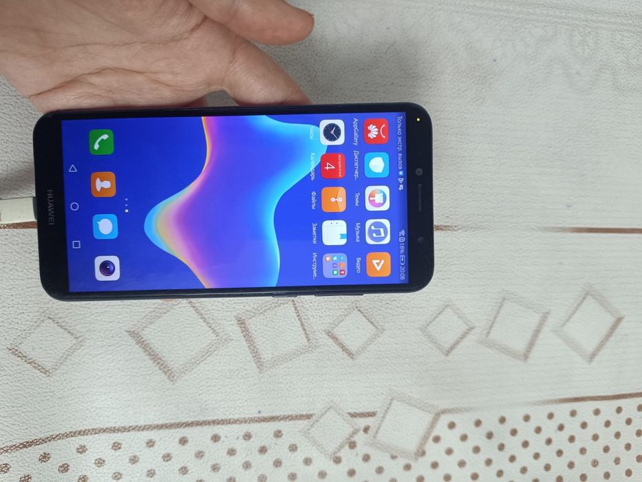 Redmi Note 5,Huawei Y6, Meizu 5c