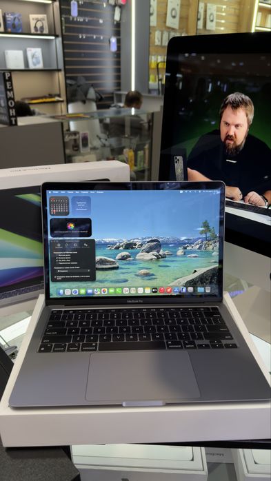 MacBook Pro 13 M1 8/256GB Gray