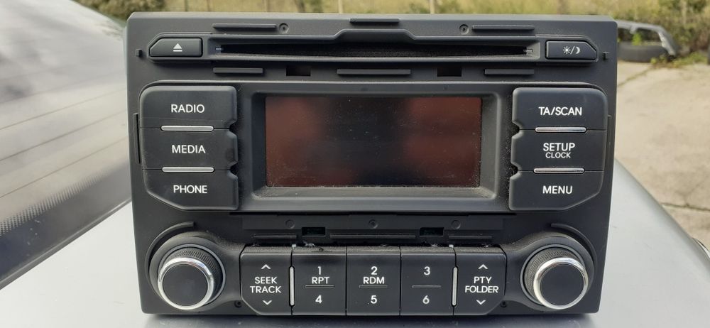 Kia Rio  2011-2016 Година  Radio .CD Player Киа Рио  Цяла На Части.1.2