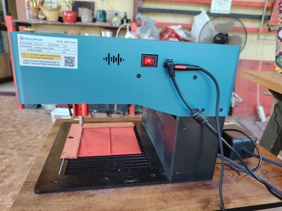 Laser SculpFun iCube Pro 5w cu accesorii originale