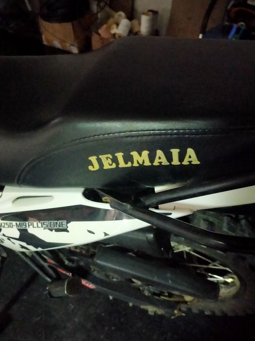 Продам мотоцикл 250 кубов.