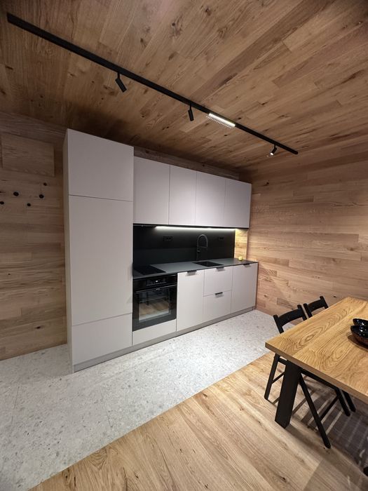 Продавам уникален апартамент в Пампорово