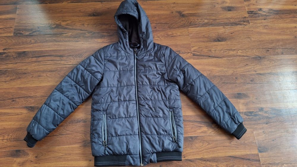 Подарявам зимно яке за момче