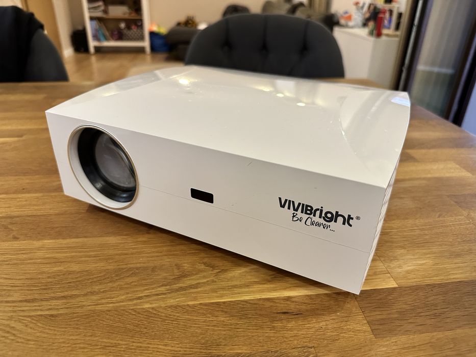 Проектор Vivibright F30 LED, реално FullHD 1920