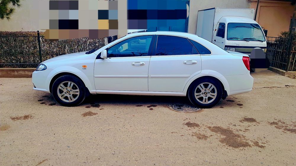 Lacetti sotiladi 2013