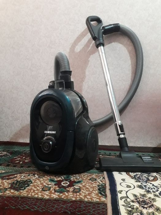 Срочно продам пылесос