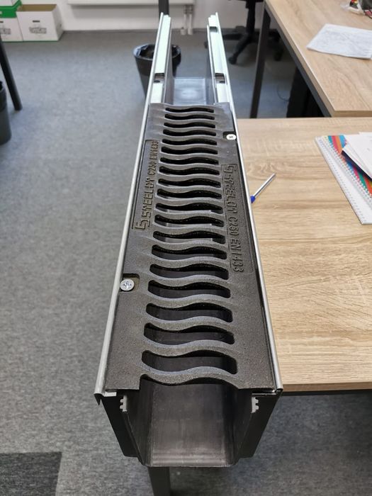 Решотка для лотка и ариков. Арик учун чугунный копког гранит ва газон