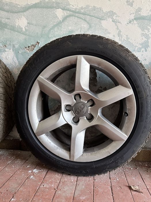 Ауди джанти 17 цола със зимни гуми