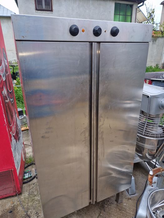 Frigider, Masa rece, dulap cald inox, usi culisante