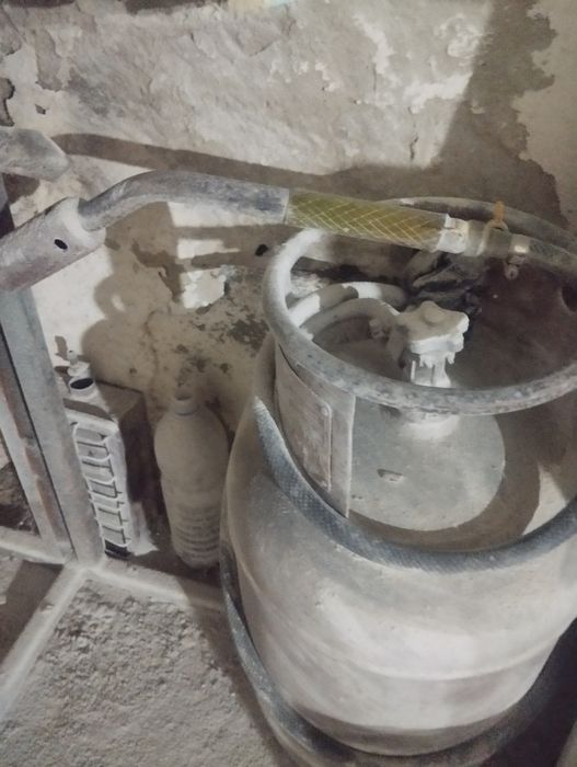 Газовый баллон с горелкой