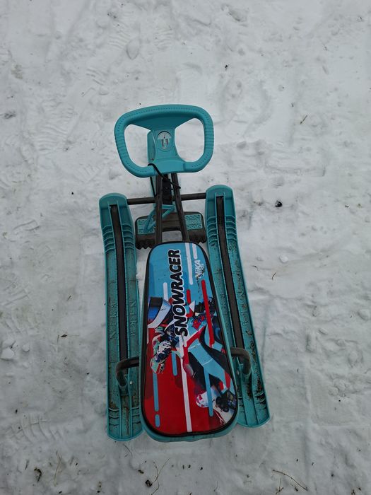 Продам снегокат в отличном состоянии