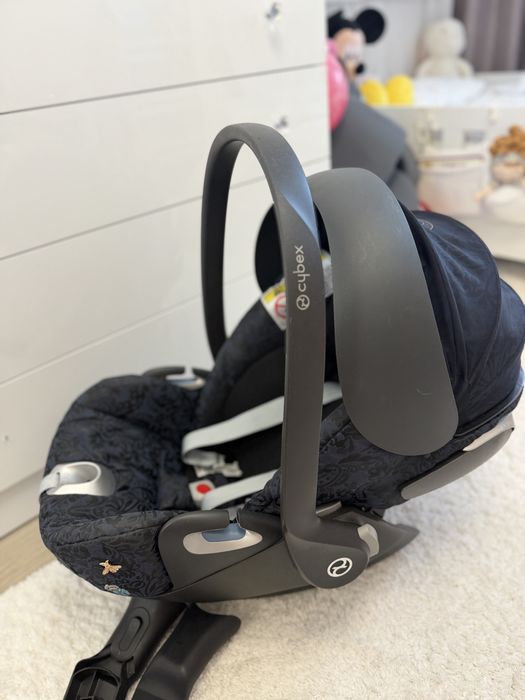 Стол за кола Cybex Cloud T i-size Jewels of Nature