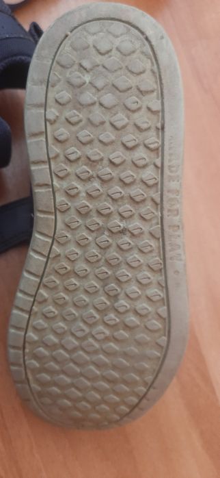 Adidasi marimea 30