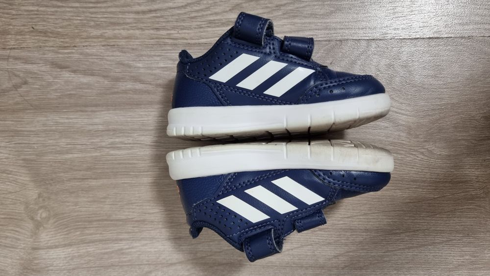 Încălțăminte Adidas copii