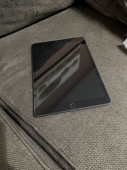 Ipad 9th space grey 64gb