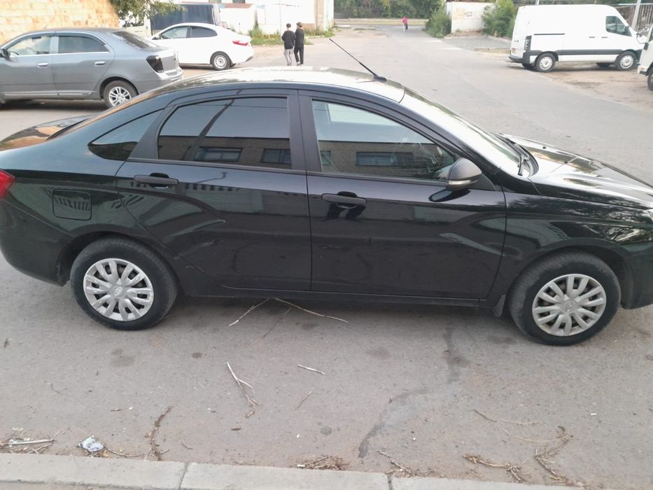 Продам автомобиль LADA VESTA