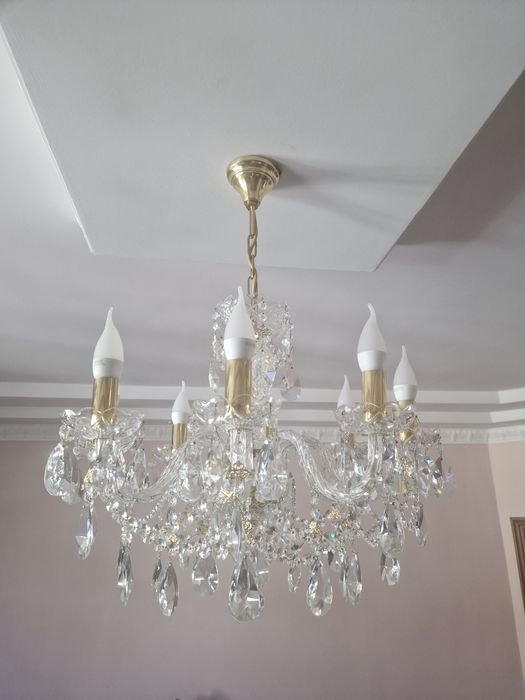 Люстра для гостиной