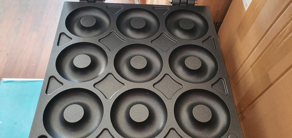 Lichidare Aparat electric copt gogosi 9 forme inel-TRANSPORT GRATUIT