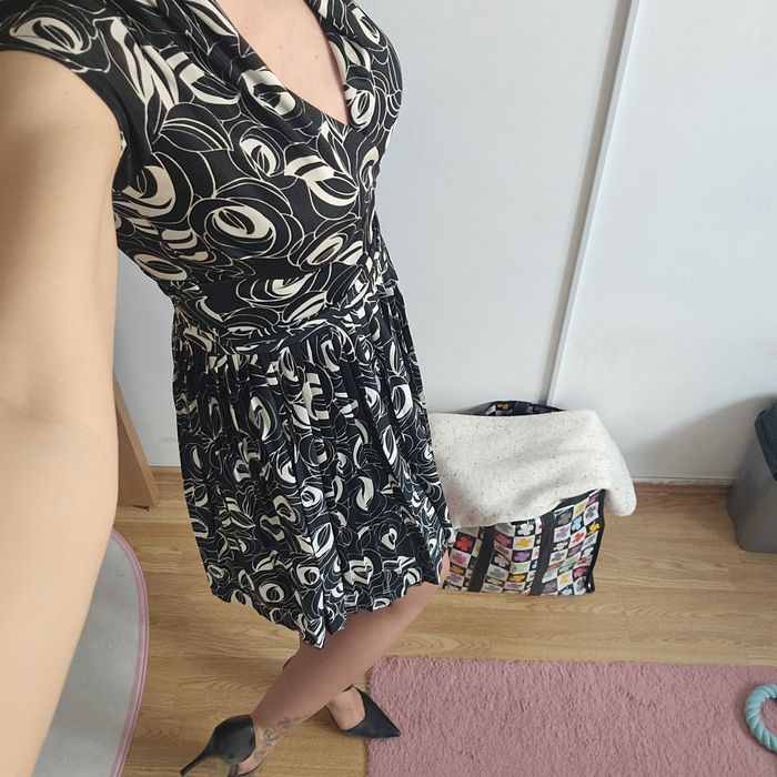 Rochii elegante marimea S