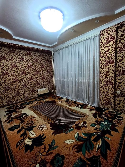Коратош Чорсу Караташ Qoratosh.2-Этаж.3-4 хона.80м² .