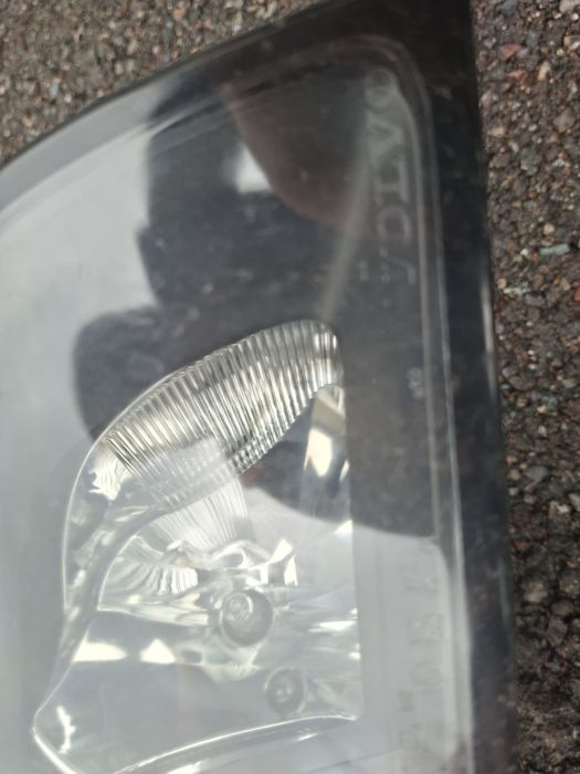 Фара правая volva s40