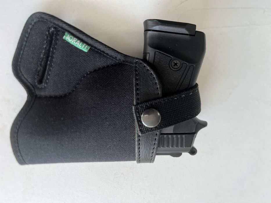 Кобури за пистолет