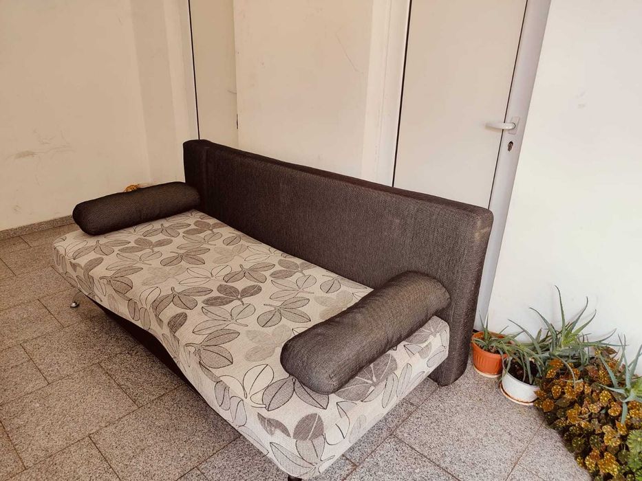 Разтегателен Диван + ракла