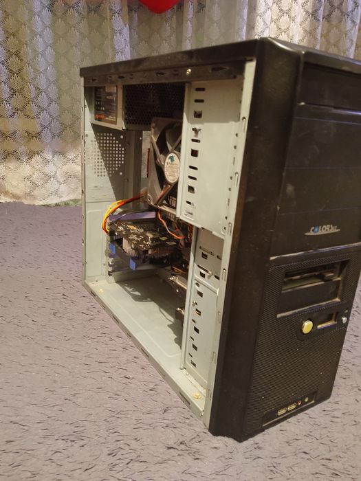 Продам пк старенький