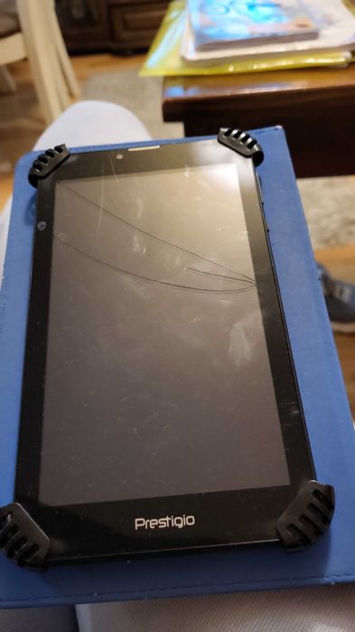 1 брой таблет Prestigio и 1 брой таблет Diva за части