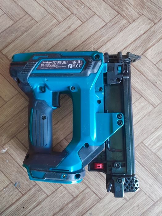 Hilti PLT 300 - Роботизирана тотална станция