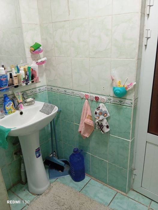 2жилых  дома с удобствами