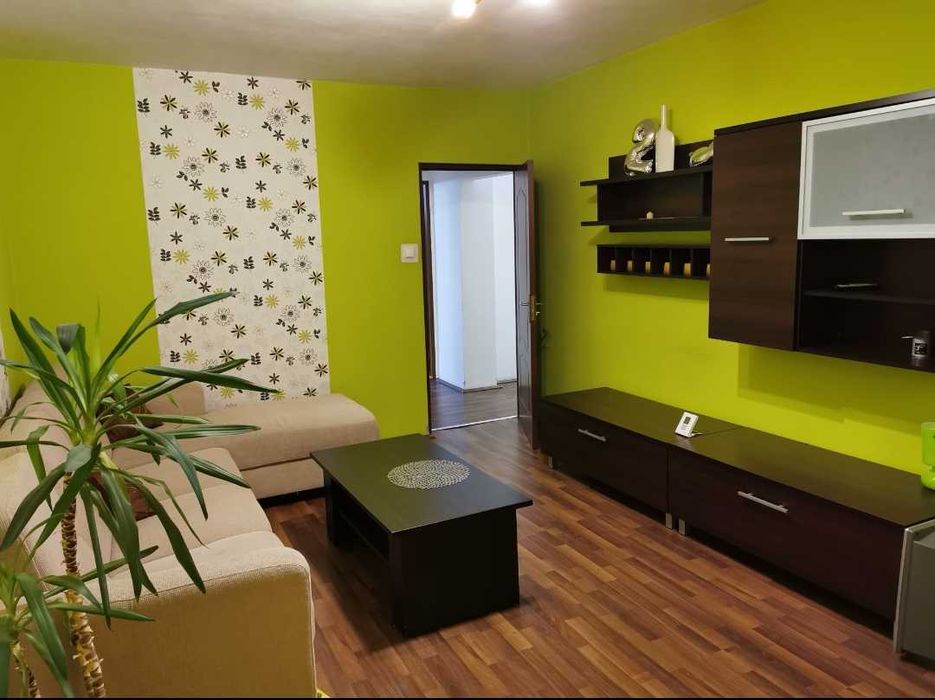 Apartament de inchiriat