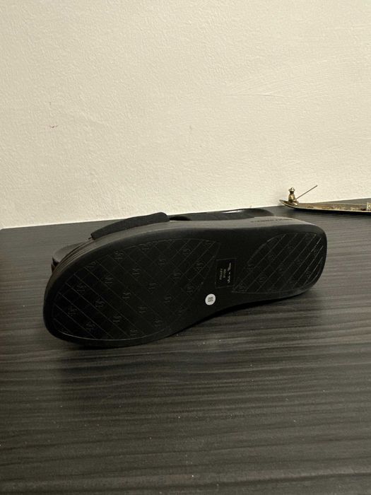 Donald Pliner papuci