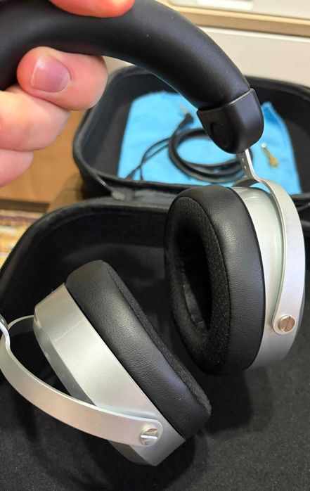 Casti HiFiMAN HE400se ca noi, garantie decembrie 2027