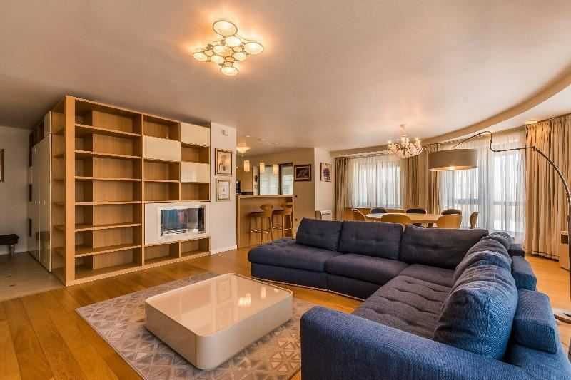 Продава се Четиристаен апартамент в София, Малинова долина - 120000 кв.м за 2 €/кв.м - Снимка #8