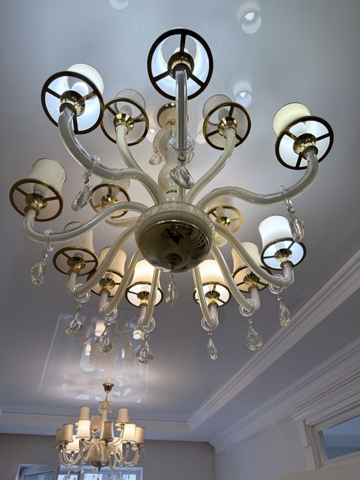 Продается люстра