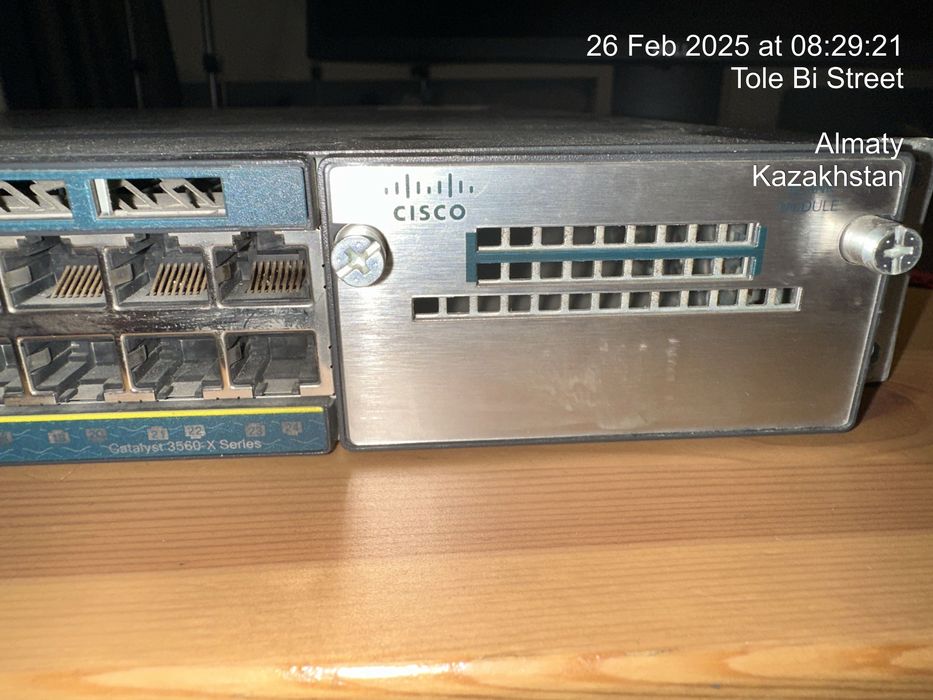 Коммутатор Cisco WS-C3560X-24T-E