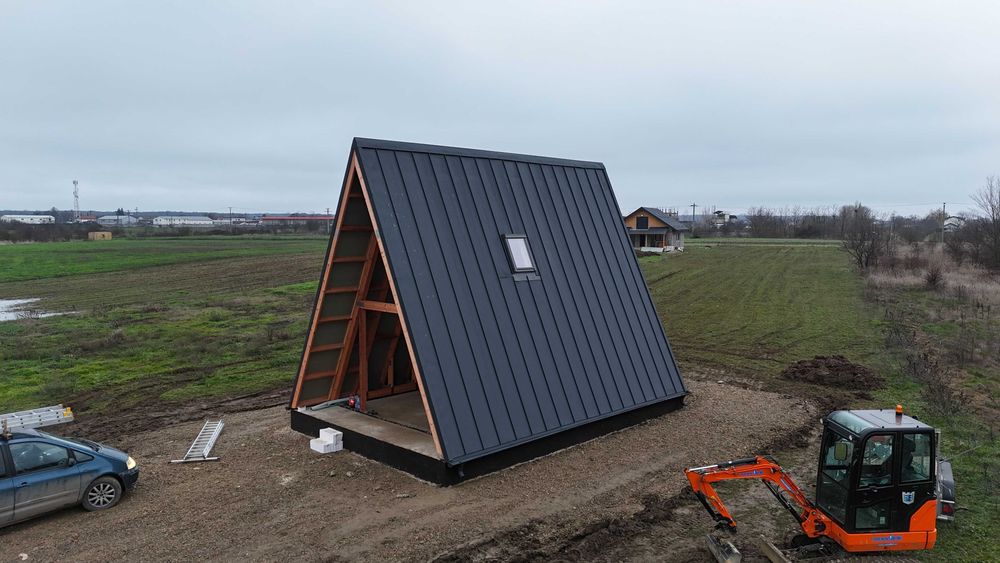 Construim Cabane A-Frame din lemn Certificat C24 si tehnologie MiTeck