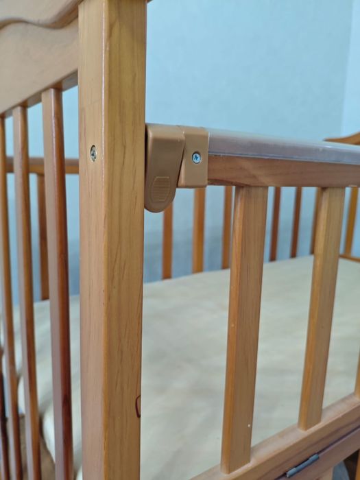 Детскую кроватку