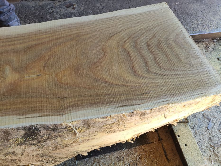 Cherestea de dud uscata